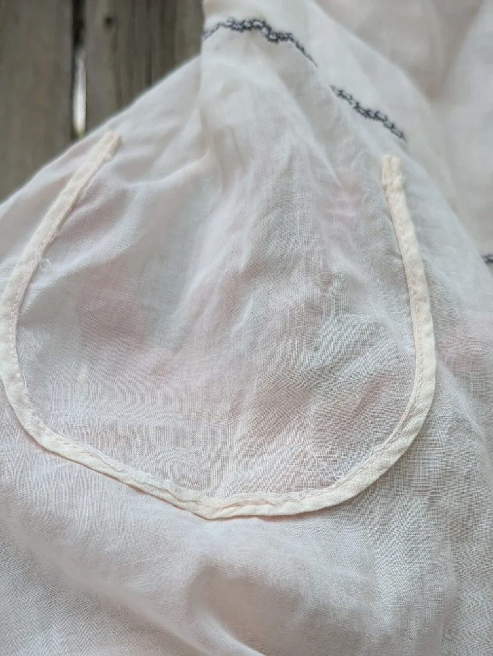 Vintage Apron Primitive  Floral Accent Trad Wife Cosplay